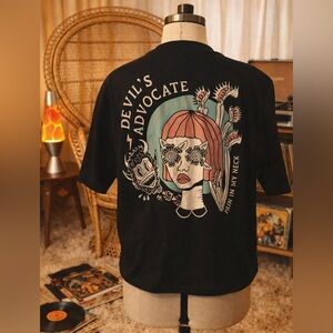 🖤 Octopied Mind “Devil’s Advocate” Graphic Tee 🖤EUC Large Women’s